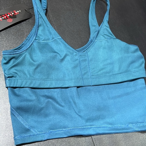 TARA The Gym People Long line,v-neck removable pad shelf bra,full coverage,aqua - Picture 6 of 10